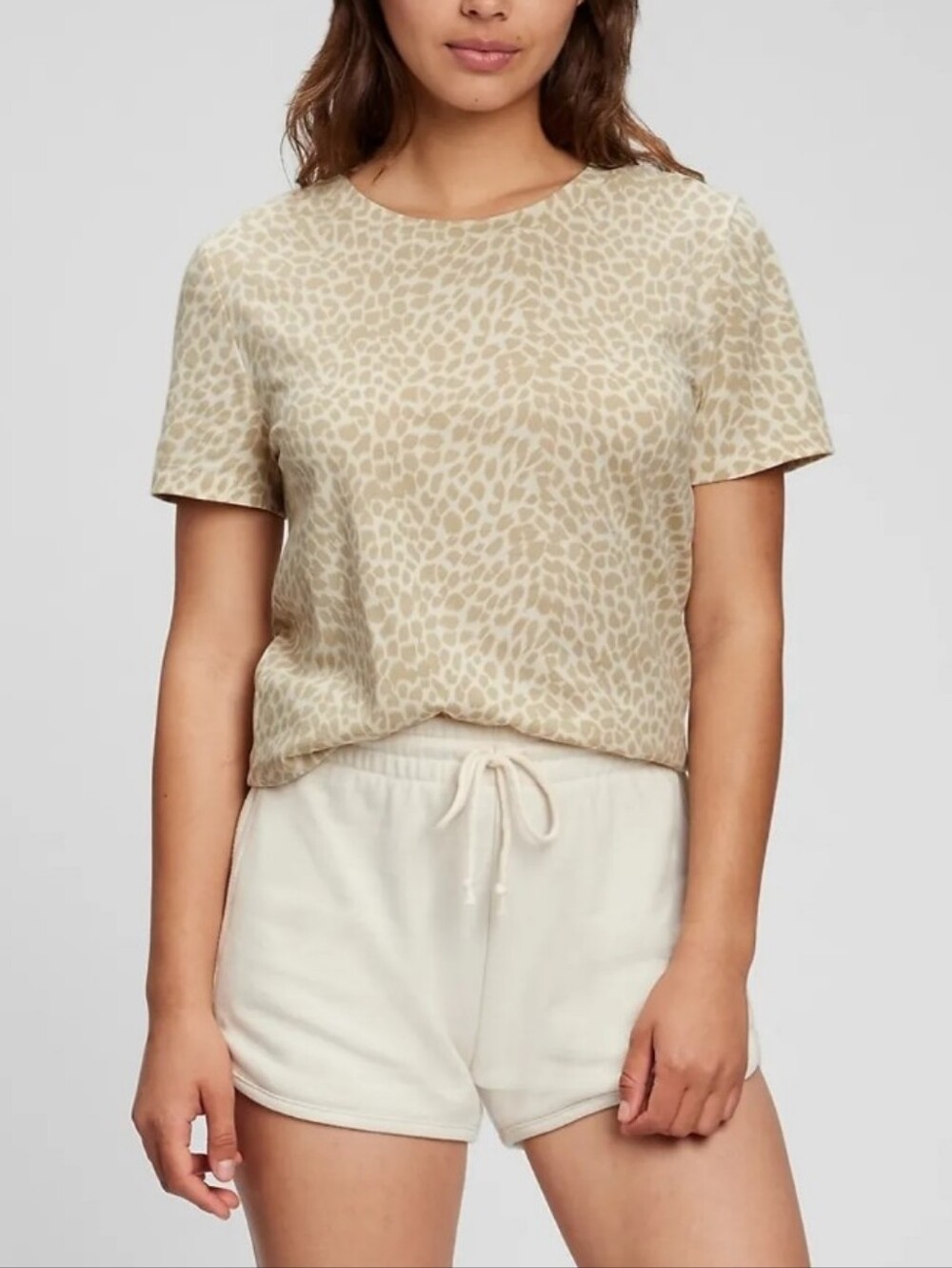 GAP Beige Animal-Print Short Sleeve Tee Size M 100% Organic Cotton Casual Comfy